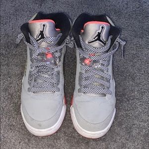 Jordan 5s Retro Hot Lava